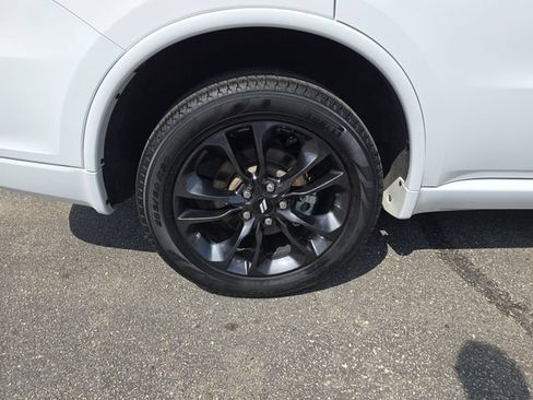 Used 2025 Dodge Durango GT AWD/4WD image 19