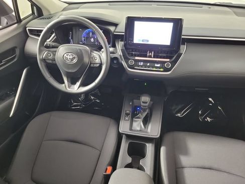 Used 2026 Toyota Corolla Cross LE w/ Moonroof Package FWD image 15