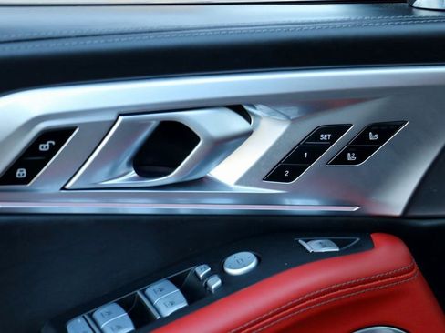 Used 2023 BMW XM image 18