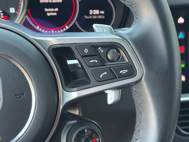 Used 2022 Porsche Cayenne Platinum Edition AWD/4WD image 29