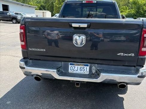 Used 2019 RAM 1500 Laramie AWD/4WD image 7