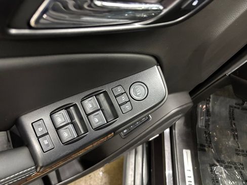 Used 2017 Chevrolet Tahoe LT image 13