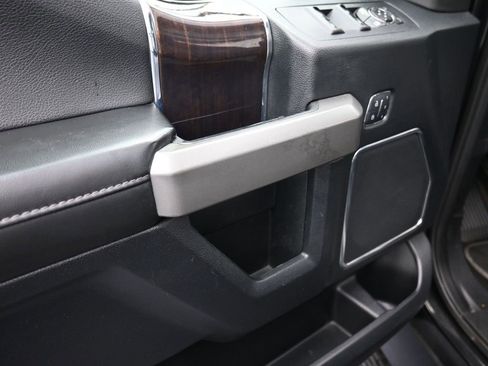 Used 2015 Ford F150 Platinum w/ Equipment Group 701A Luxury image 9