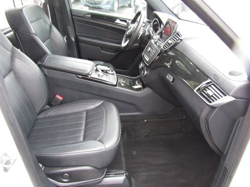 Used 2018 Mercedes-Benz GLS 450 4MATIC image 15