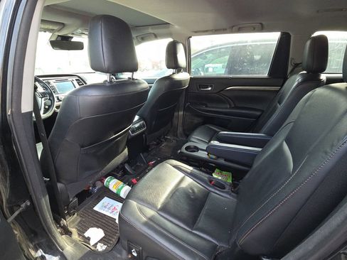 Used 2018 Toyota Highlander Limited AWD/4WD image 13