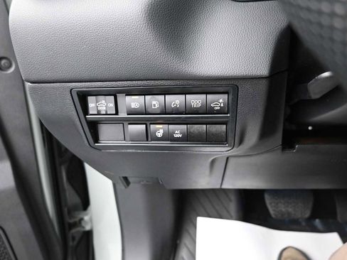 Used 2024 Toyota Tundra Limited AWD/4WD image 10