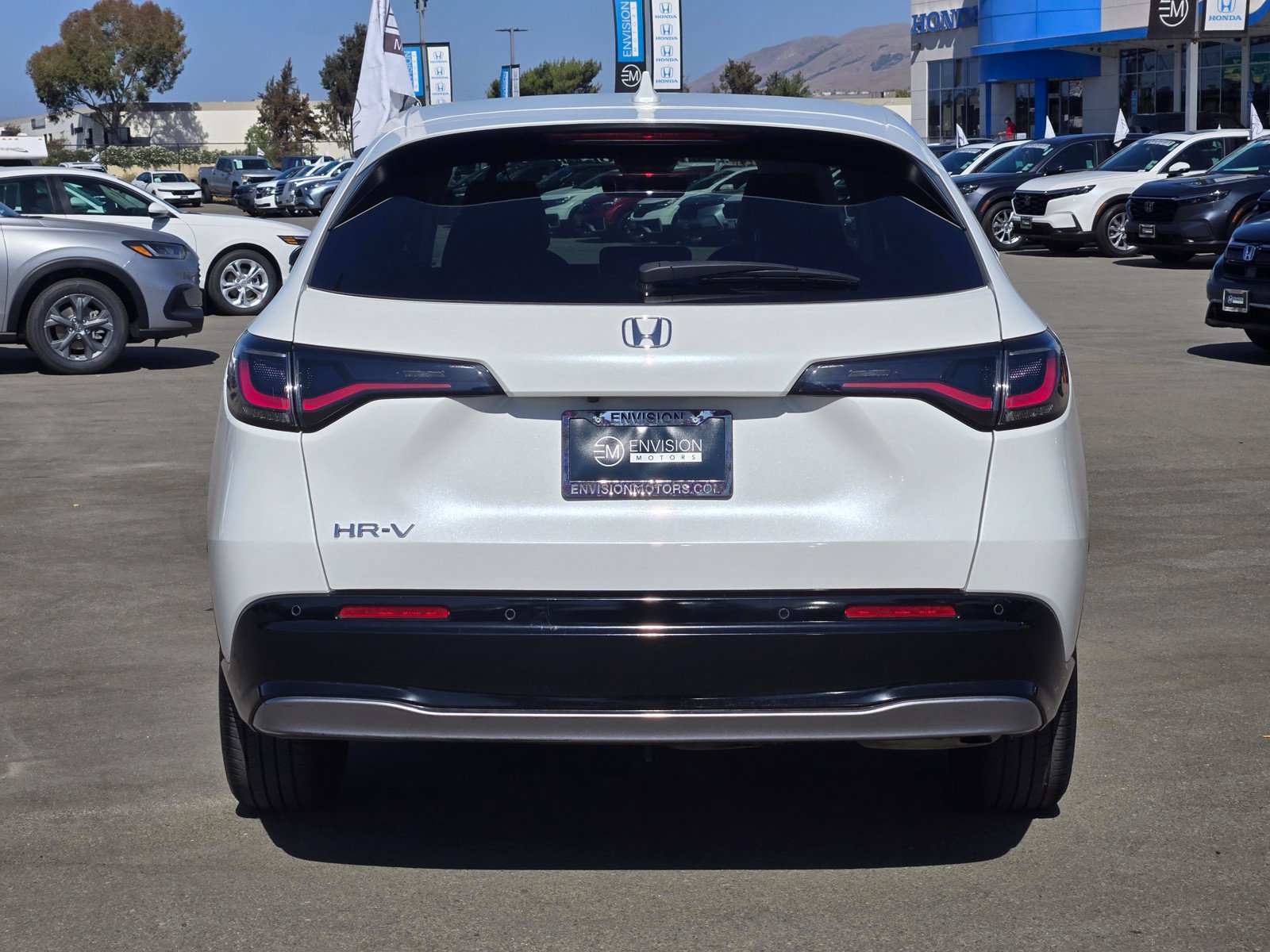Certified 2024 Honda HR-V EX-L image 6