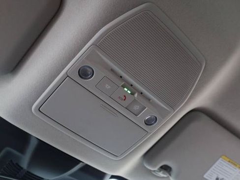 New 2026 Nissan Sentra SR FWD image 17