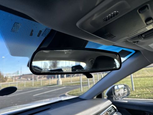 Used 2018 Toyota Camry LE image 24