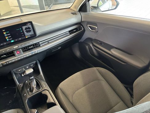 Used 2025 Kia K4 FWD image 34