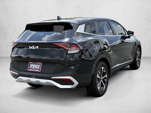 Used 2025 Kia Sportage EX FWD image 5
