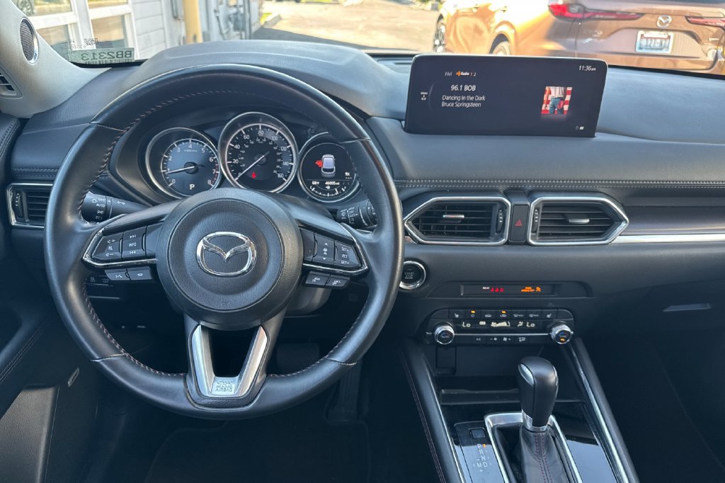 Used 2025 MAZDA CX-5 Carbon Edition AWD/4WD image 16