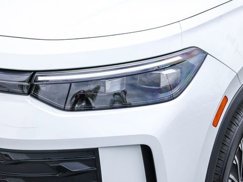 New 2025 Volkswagen Tiguan S image 19