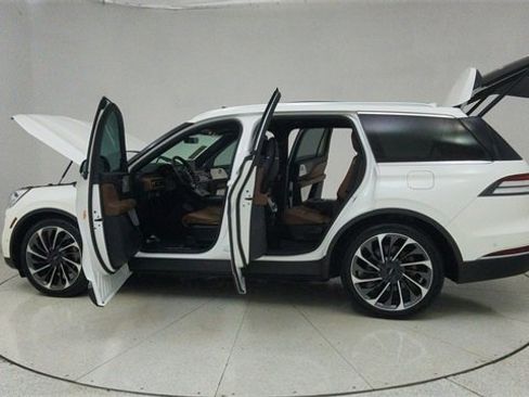 Used 2020 Lincoln Aviator Reserve w/ Equipment Group 202A image 82