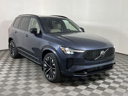 New 2026 Volvo XC90 T8 Ultra w/ Protection Package AWD/4WD image 2
