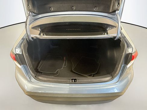 Used 2023 Toyota Corolla LE image 34