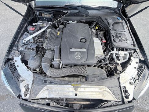Used 2015 Mercedes-Benz C 300 4MATIC Sedan image 18