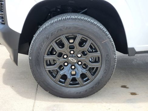 New 2026 Chevrolet Colorado W/T w/ WT Custom Package RWD image 11