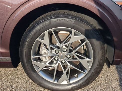 Used 2023 Genesis GV70 2.5T w/ Advanced Package image 10