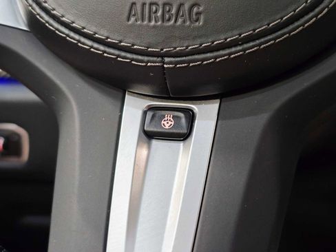 Used 2022 BMW X5 M50i w/ Executive Package image 22