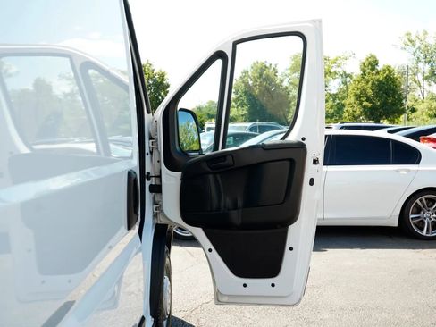 Used 2025 RAM ProMaster 2500 w/ Convenience Group FWD image 23