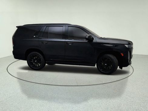 Used 2024 Cadillac Escalade Sport Platinum w/ LPO, ONYX Package AWD/4WD image 4