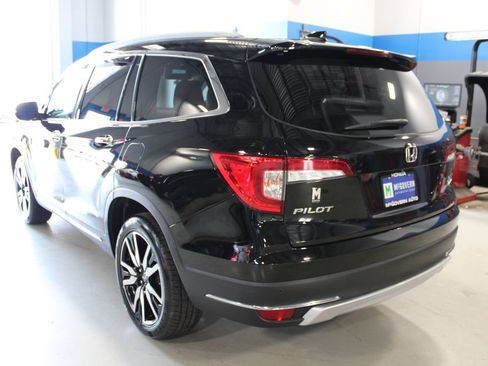 Used 2021 Honda Pilot Touring image 32