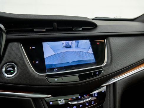 Used 2022 Cadillac XT5 Premium Luxury image 23