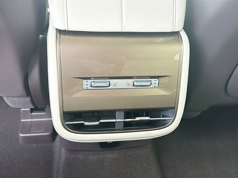 Used 2024 Lincoln Nautilus Black Label AWD/4WD image 26