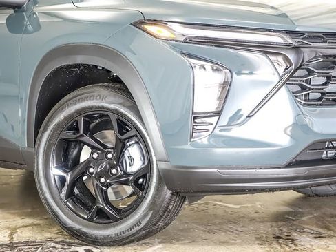 New 2026 Chevrolet Trax LT FWD image 4