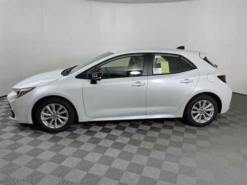 New 2026 Toyota Corolla SE image 4