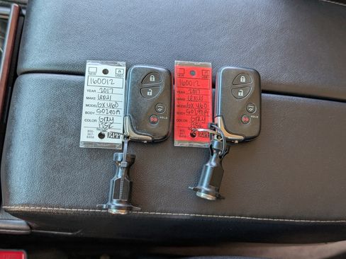 Used 2017 Lexus GX 460 Premium image 38