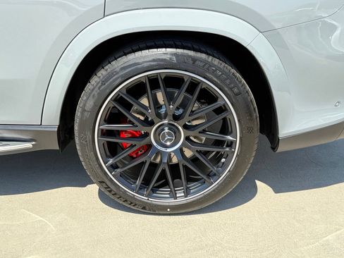 New 2026 Mercedes-Benz GLS 63 AMG 4MATIC image 16