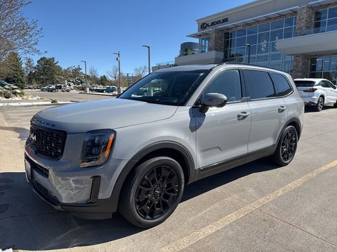 Used 2022 Kia Telluride SX w/ SX Prestige Package image 1