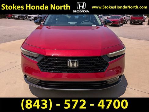 Certified 2025 Honda Accord SE image 11