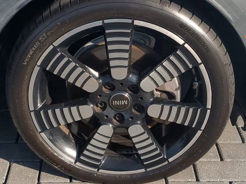 Used 2022 MINI Cooper S w/ Driver Assistance Package image 12