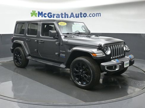 Used 2023 Jeep Wrangler Unlimited Sahara image 2