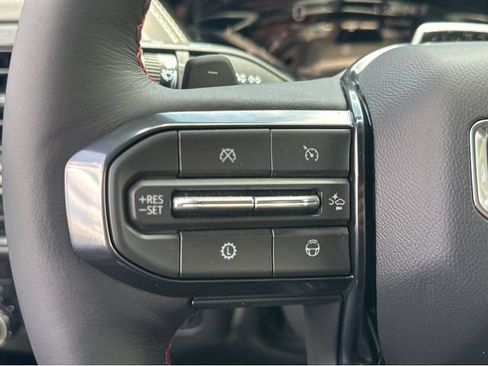 New 2026 GMC Yukon AT4 Ultimate w/ LPO, Floor Liner Package AWD/4WD image 33