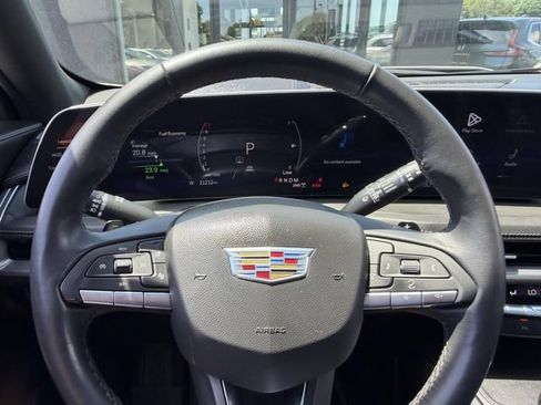 Used 2024 Cadillac XT4 Premium Luxury w/ Technology Package AWD/4WD image 27