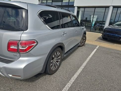 Used 2018 Nissan Armada SL w/ Moonroof Package AWD/4WD image 3