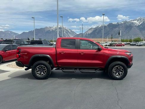 Certified 2025 Chevrolet Colorado ZR2 w/ Technology Package AWD/4WD image 26