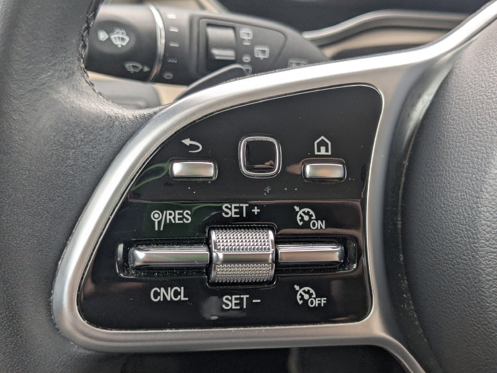Certified 2022 Mercedes-Benz GLC 300 w/ Premium Package Lite image 11