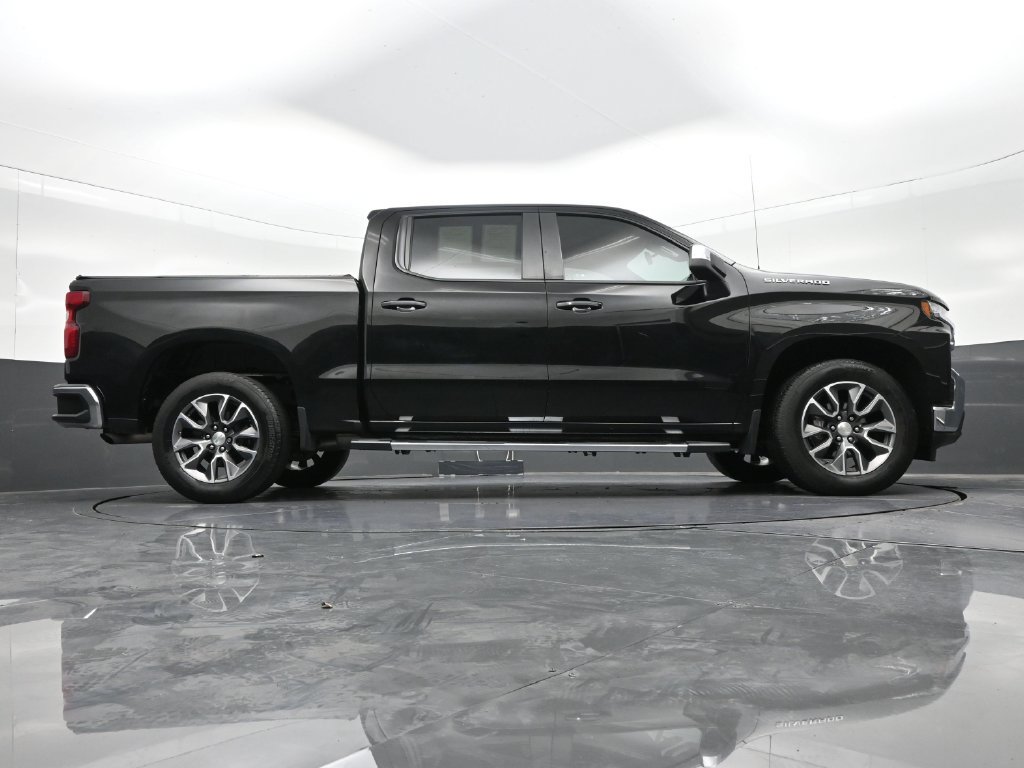 Used 2022 Chevrolet Silverado 1500 LT w/ Leather Package RWD image 23