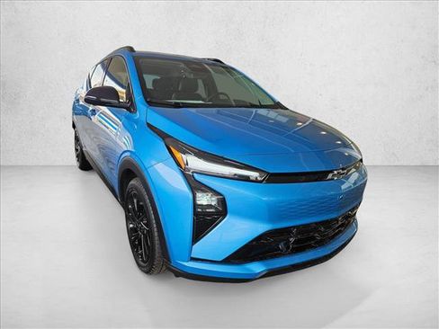 New 2027 Chevrolet Bolt RS w/ Technology Package FWD image 3