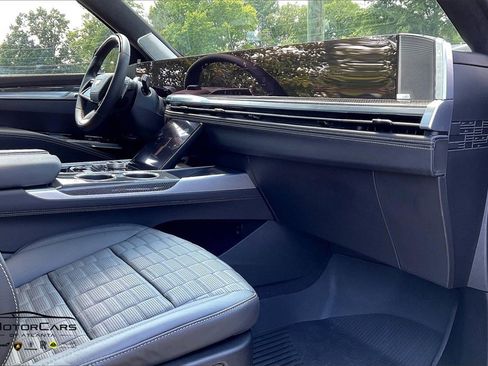 Used 2025 Cadillac Escalade V w/ LPO, Floor Liner Package image 15