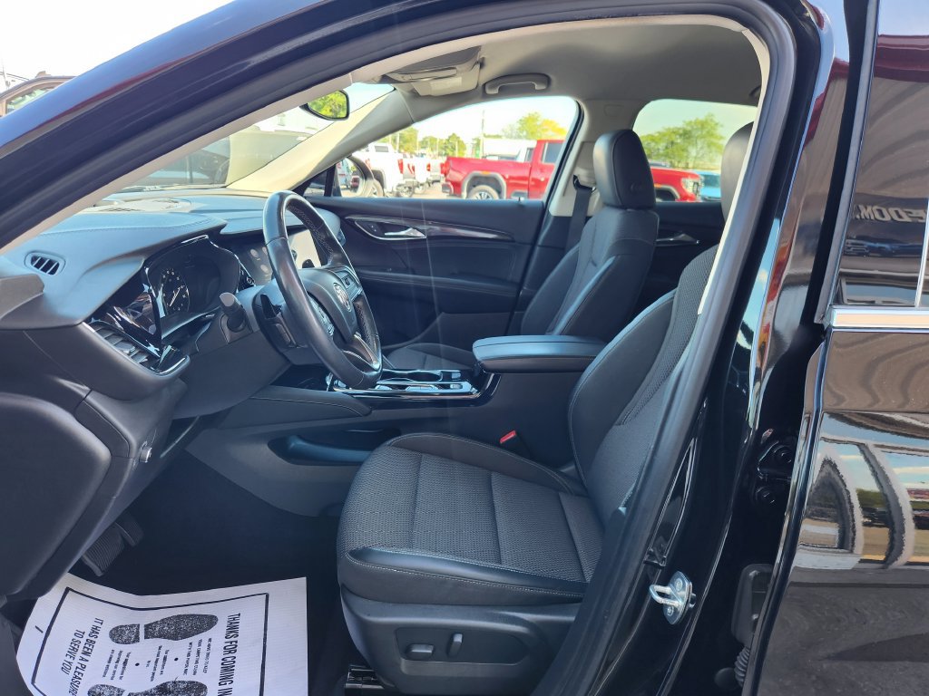Used 2023 Buick Envision Preferred FWD image 21