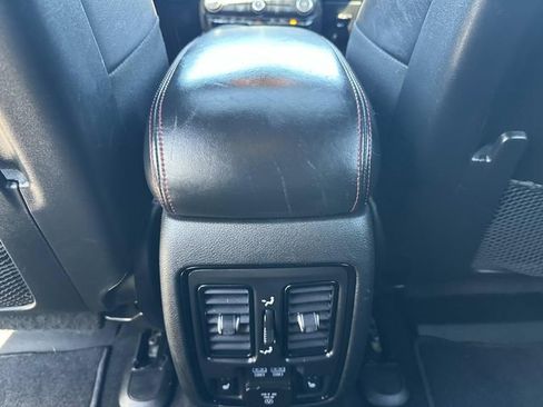 Used 2023 Dodge Durango GT AWD/4WD image 14