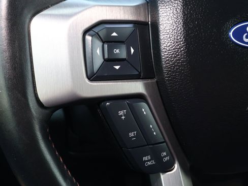 Used 2021 Ford F250 Platinum w/ FX4 Off-Road Package image 31