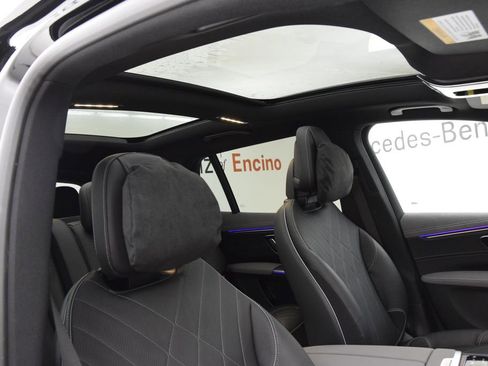 New 2026 Mercedes-Benz EQS 550 4MATIC SUV image 18