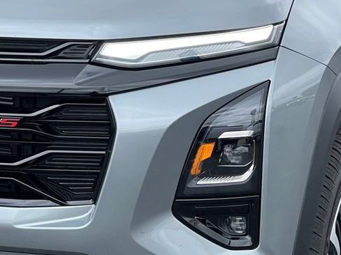 New 2026 Chevrolet Equinox RS w/ Convenience Package III AWD/4WD image 43